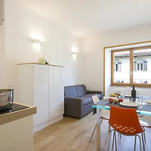  Apartment Alinari Italy