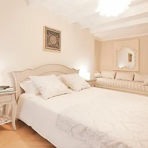  Apartment Boutique Italy